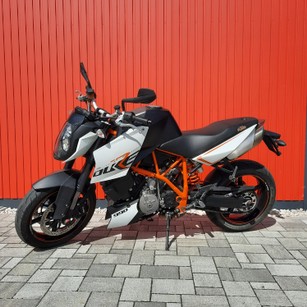 KTM 990 Super Duke R, 125 PS Supermoto nur 17.000 km Top Zustand!