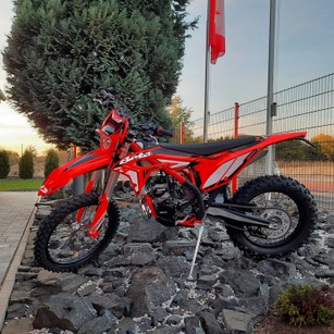 Brandneu: Beta RR X-Trainer 300 2Takt MY23, jetzt probesitzen!