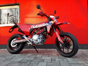 Sondermodell: GasGas SM 700 mit Remus + K&P-Dekor - Aktion 0% Finanzierung